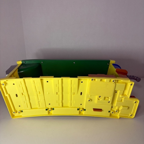 Thomas The Train Tidmouth Sheds From Discover Junction Playset Shed Only WORKS - Picture 8 of 14